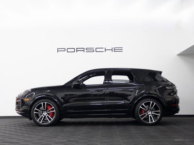 2025 Porsche Cayenne Turbo