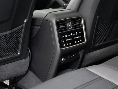 2025 Porsche Cayenne Turbo