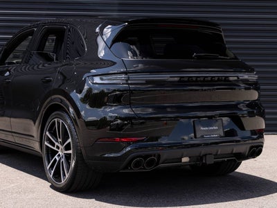 2025 Porsche Cayenne Turbo