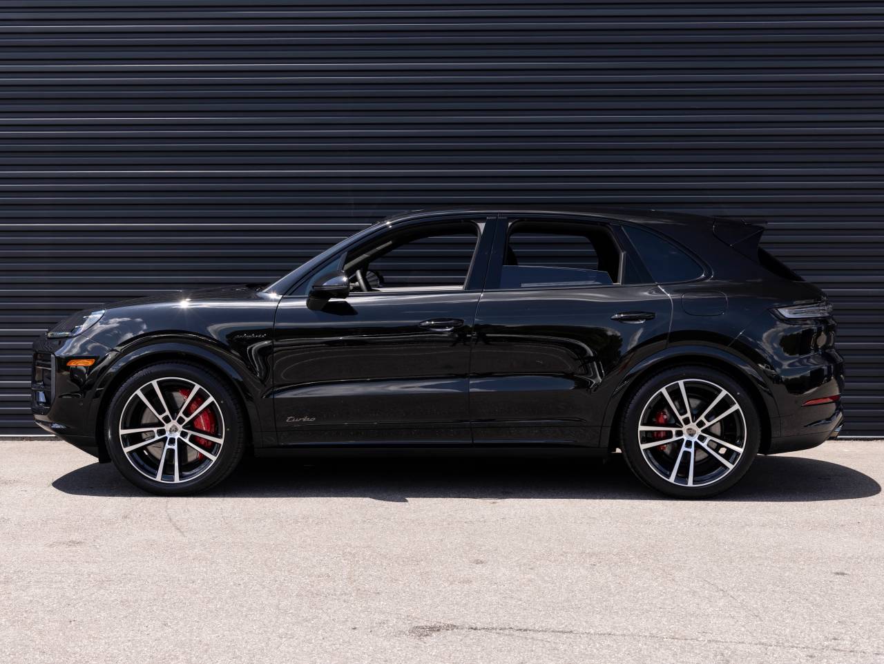 2025 Porsche Cayenne Turbo