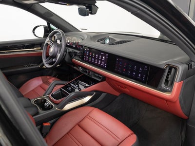 2025 Porsche Cayenne S E-Hybrid