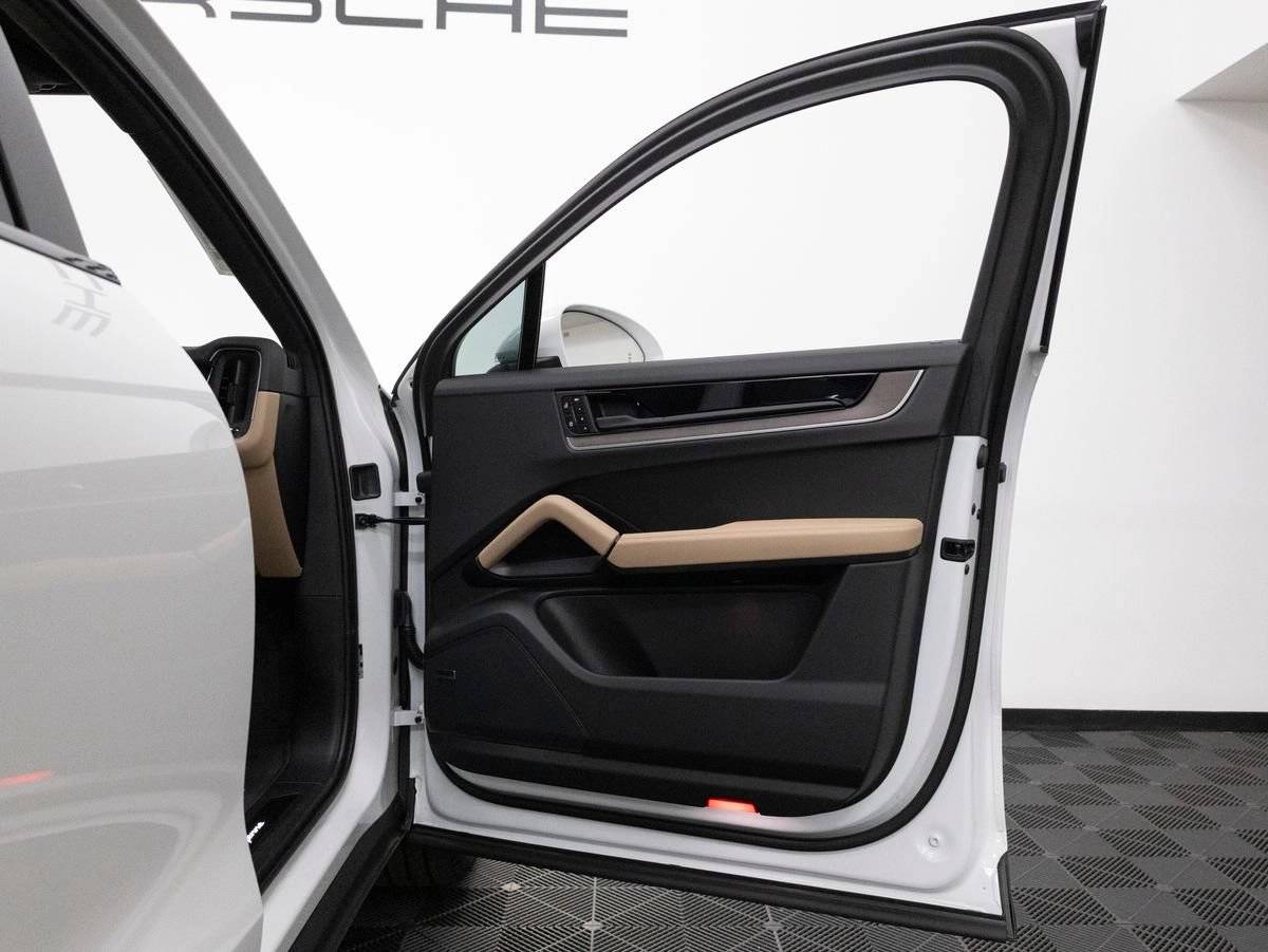 2026 Porsche Cayenne Cayenne Coupe