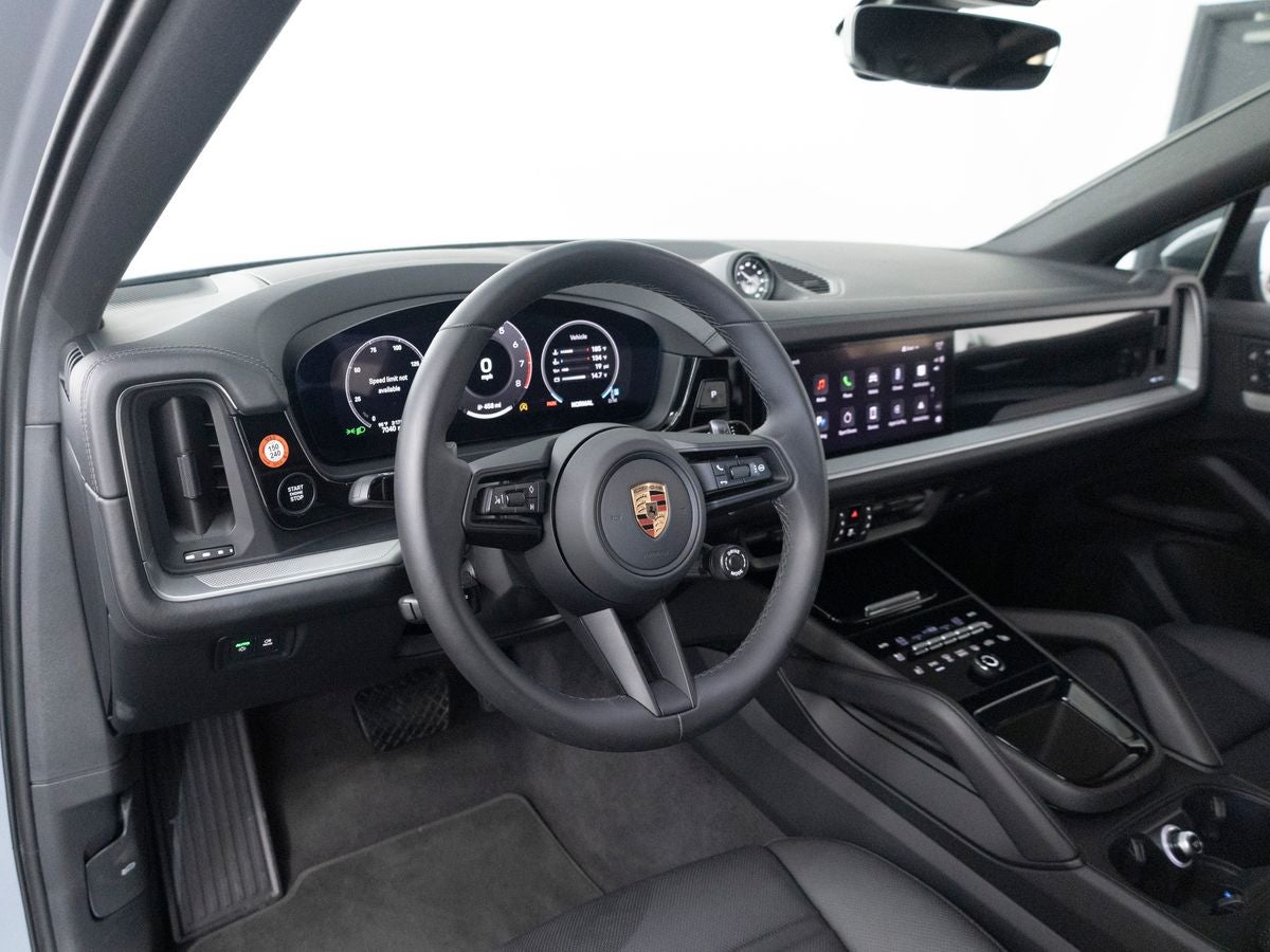 2025 Porsche Cayenne Coupe