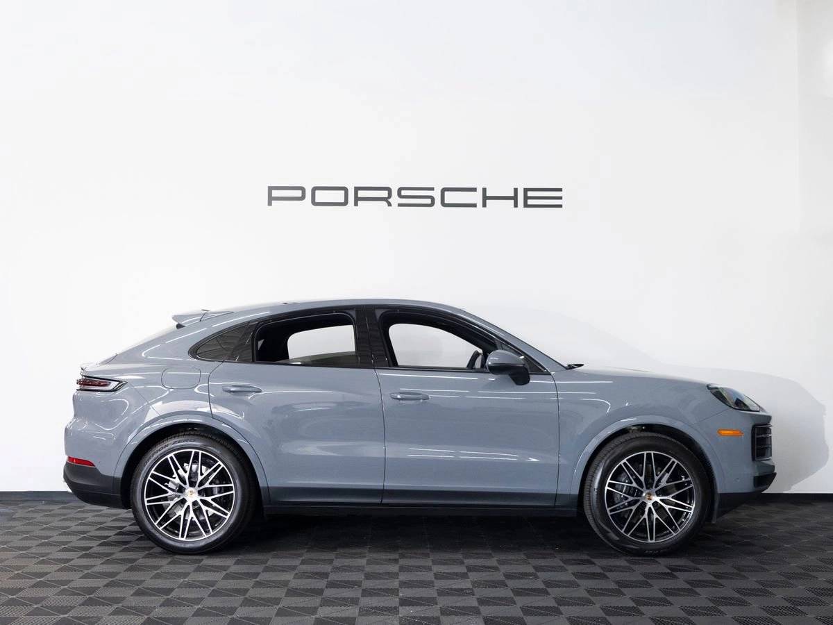 2025 Porsche Cayenne Coupe