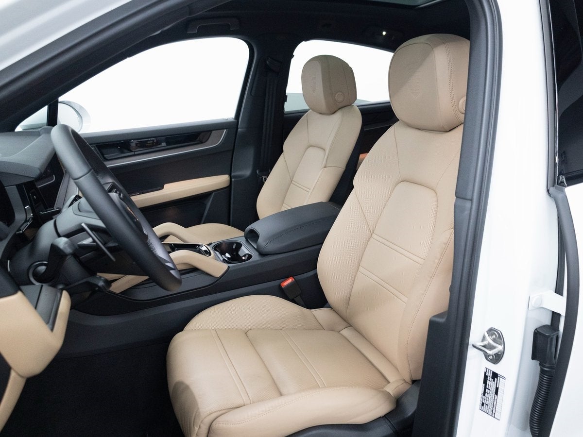 2026 Porsche Cayenne Base