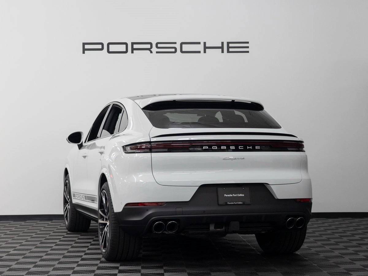 2026 Porsche Cayenne Base