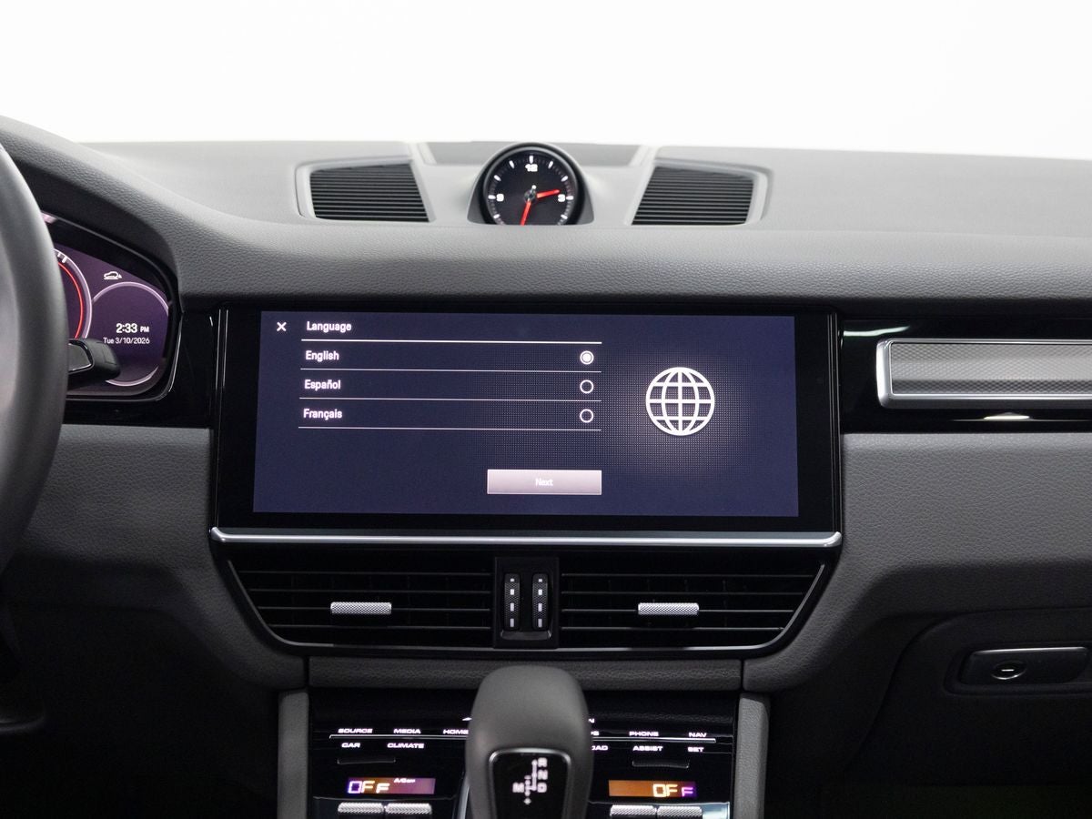 2023 Porsche Cayenne Base