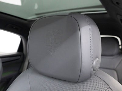 2023 Porsche Cayenne Base