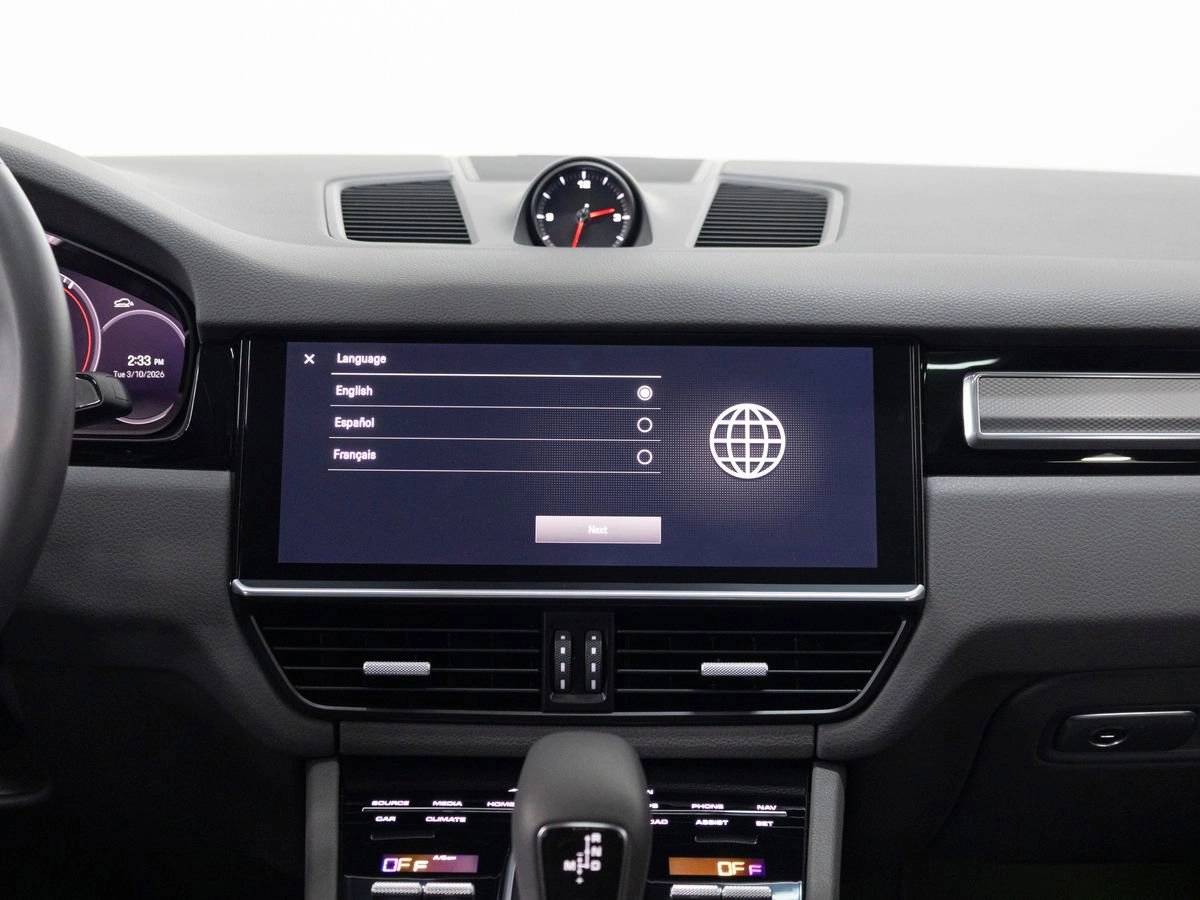 2023 Porsche Cayenne Base