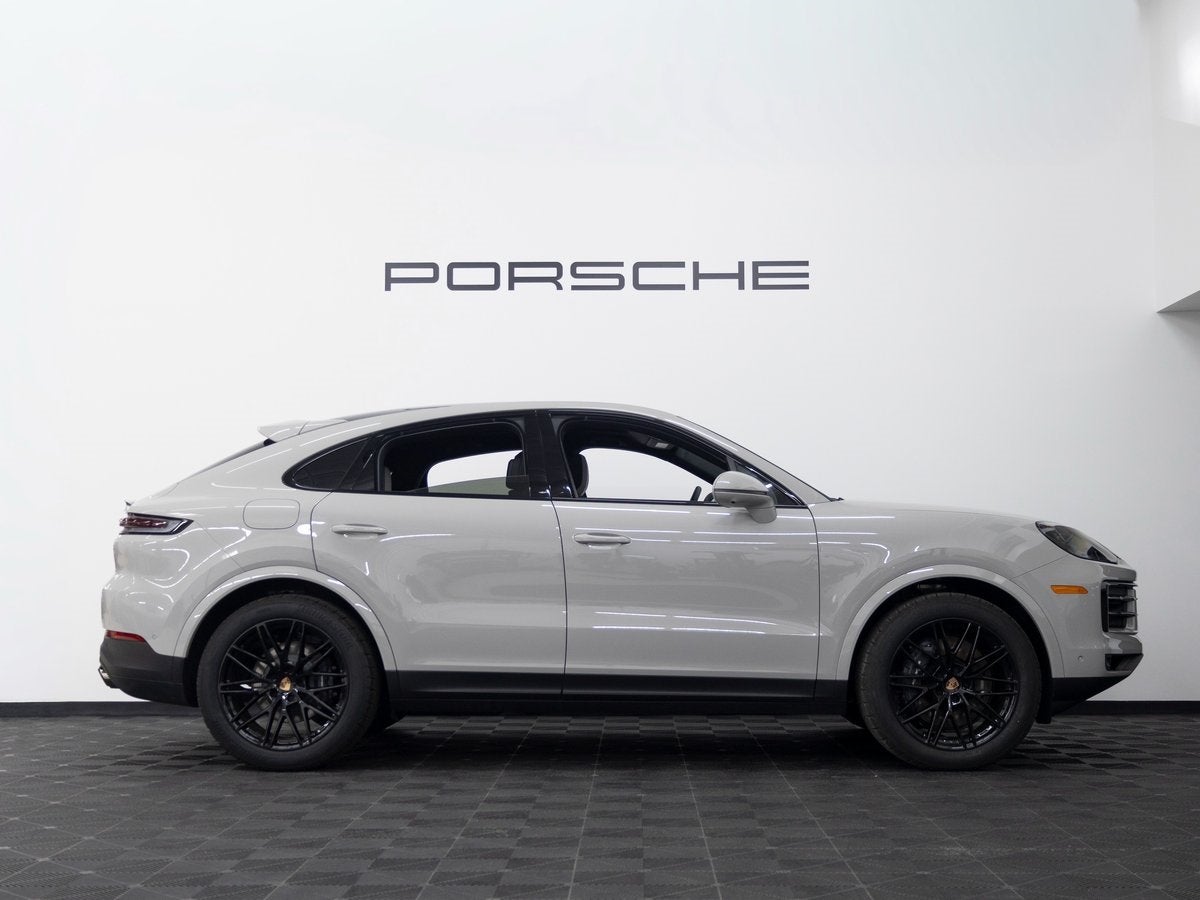 2026 Porsche Cayenne Base