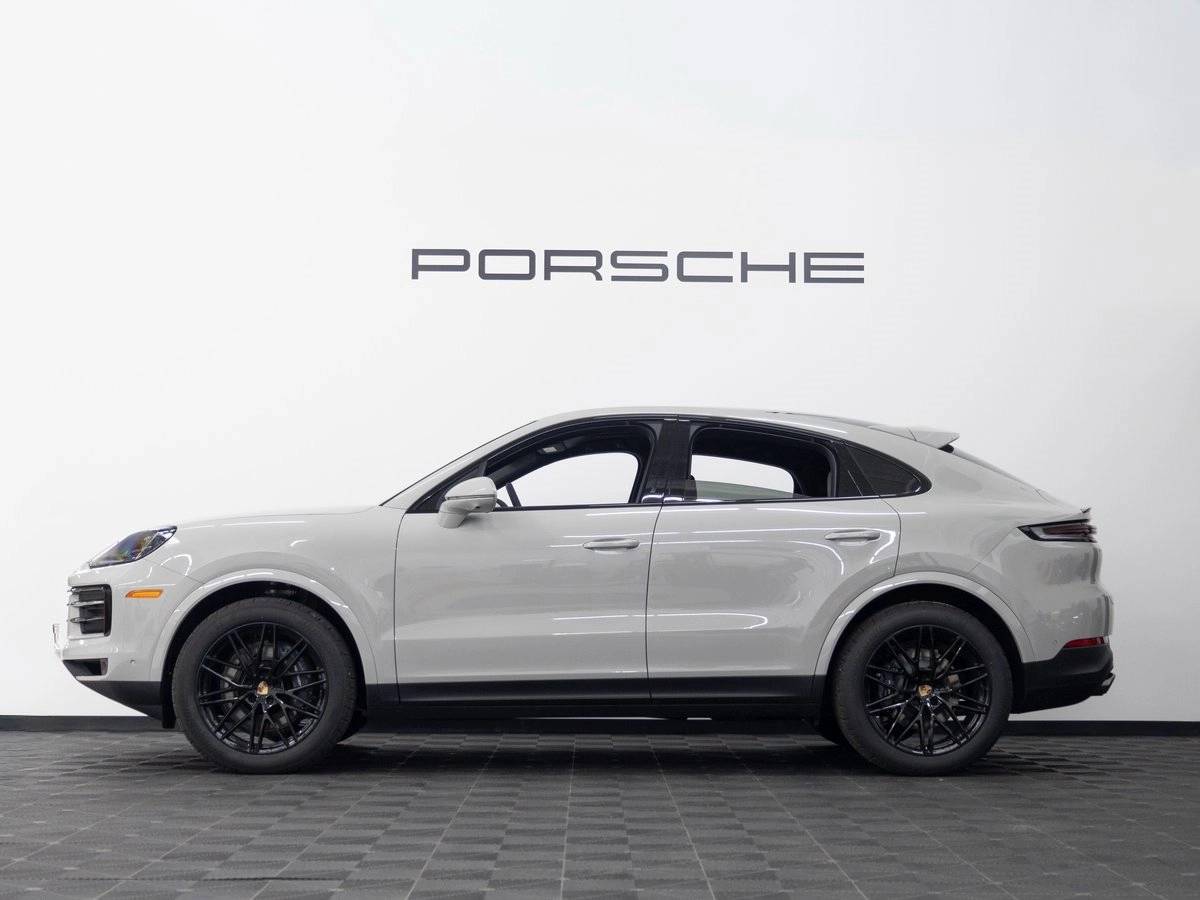 2026 Porsche Cayenne Base