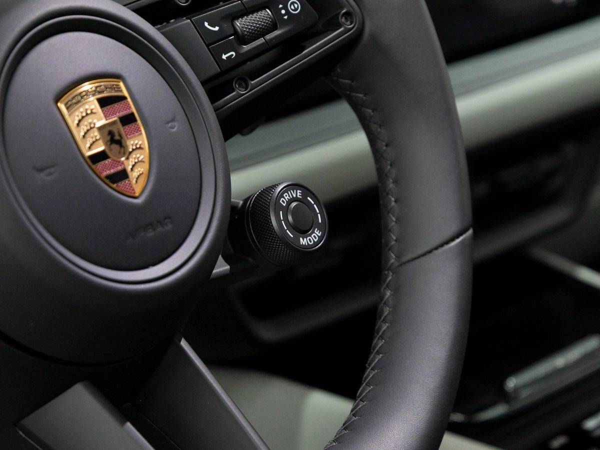 2026 Porsche Cayenne Base