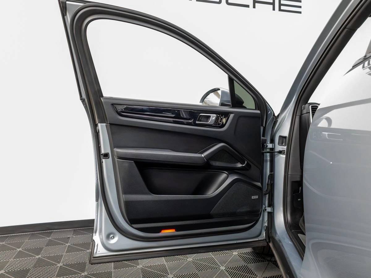 2020 Porsche Cayenne Cayenne Coupe