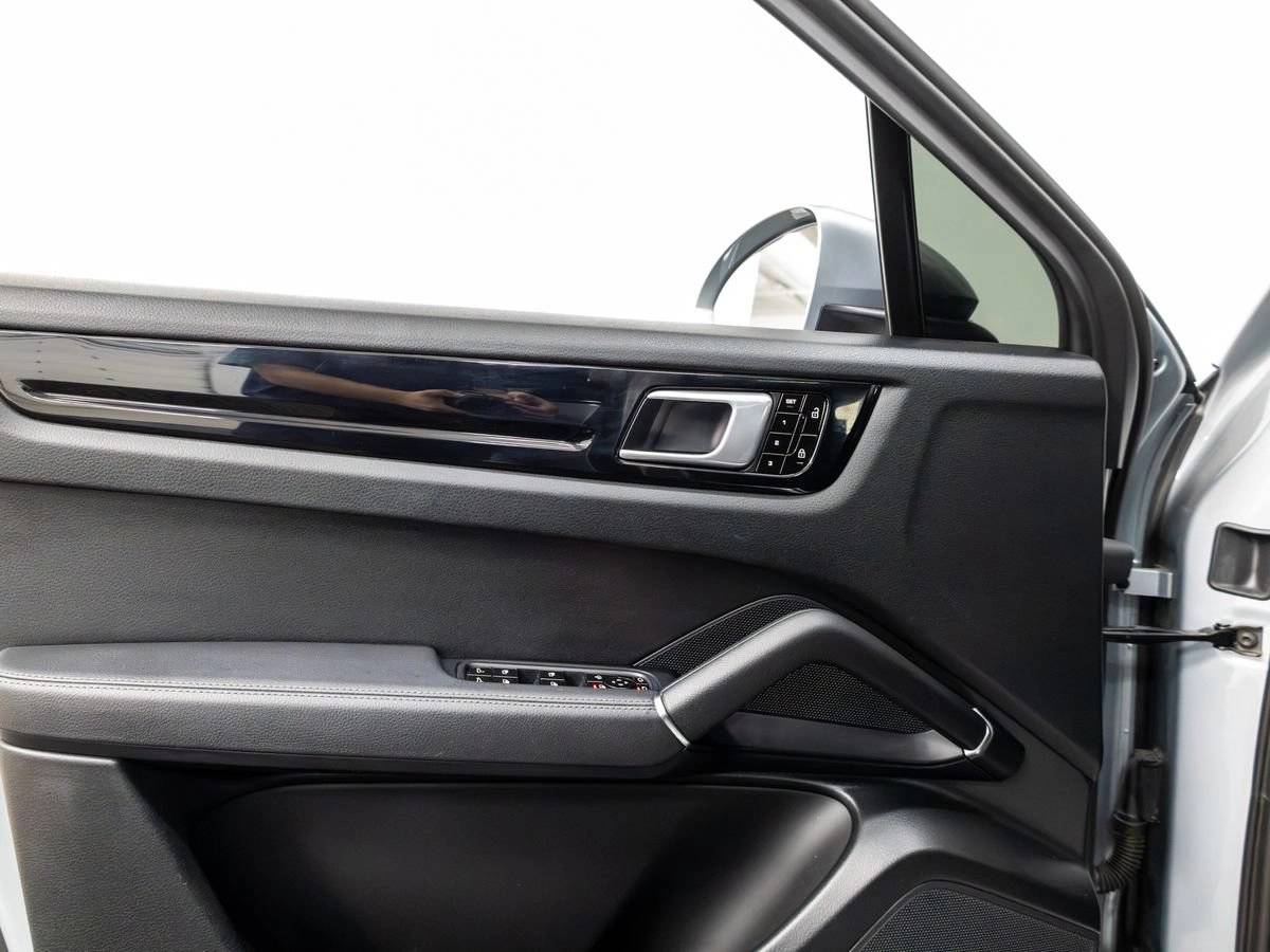 2020 Porsche Cayenne Cayenne Coupe