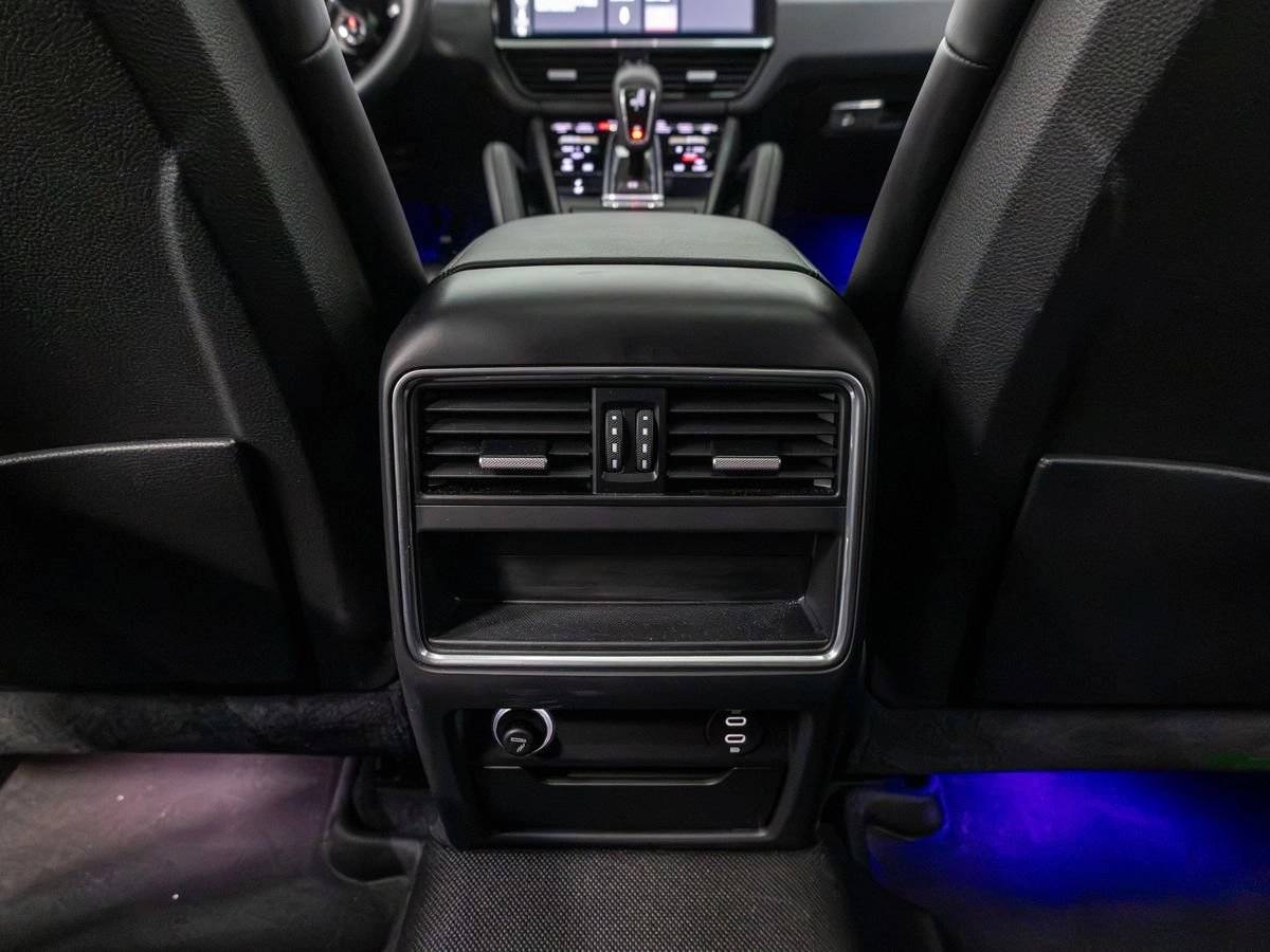 2020 Porsche Cayenne Cayenne Coupe