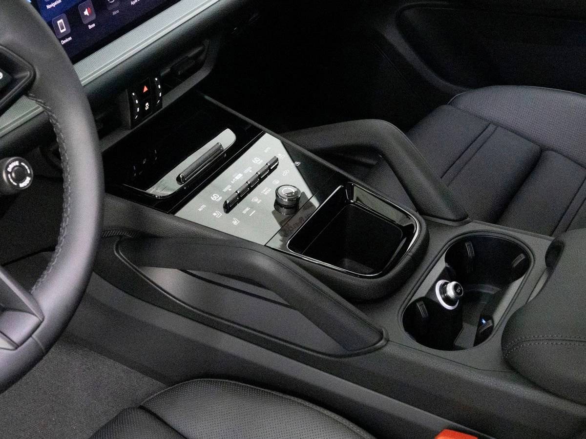 2026 Porsche Cayenne Coupe