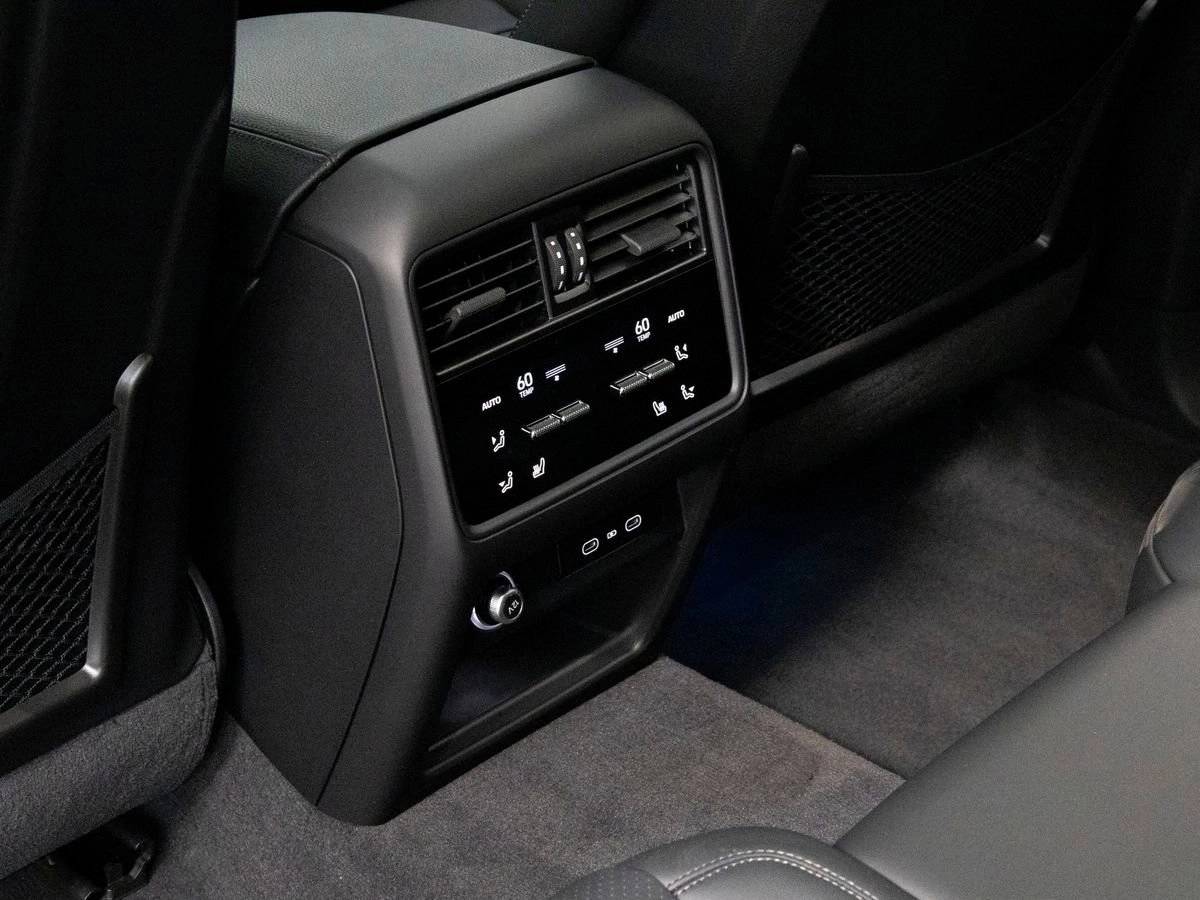 2026 Porsche Cayenne Coupe