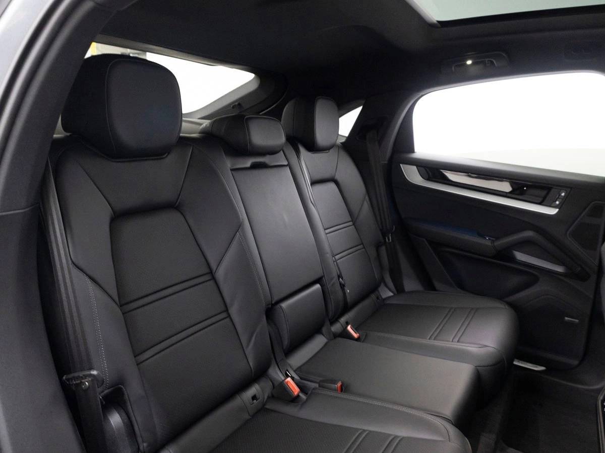 2026 Porsche Cayenne Coupe