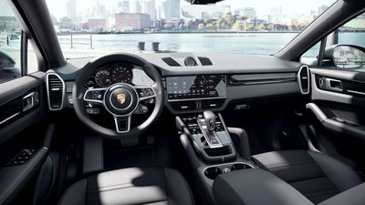 2022 Porsche Cayenne Base