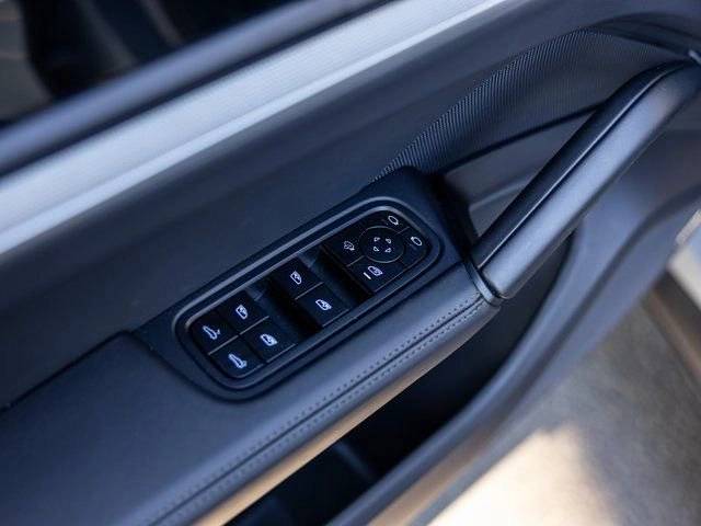 2026 Porsche Cayenne Coupe