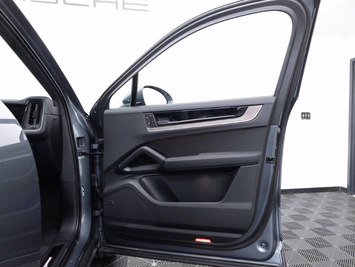 2026 Porsche Cayenne Cayenne Coupe