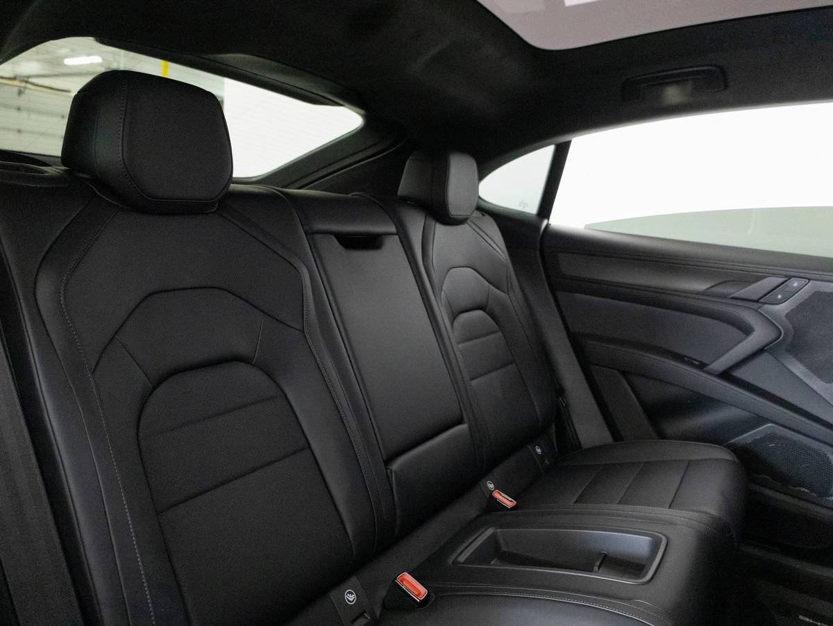 2026 Porsche Cayenne Cayenne Turbo Coupe Electric