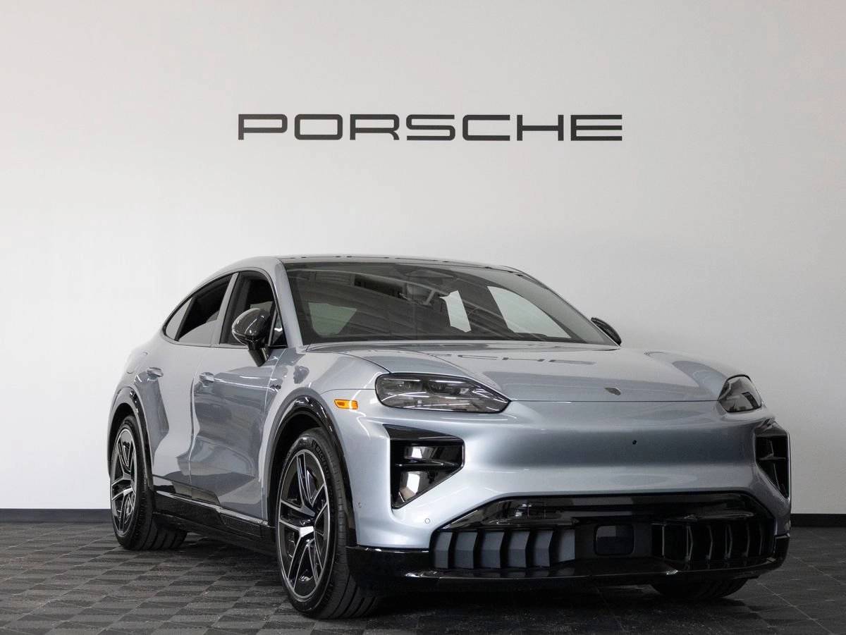 2026 Porsche Cayenne Cayenne Turbo Coupe Electric
