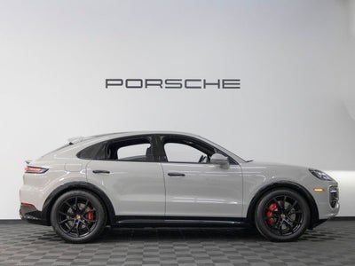 2026 Porsche Cayenne Cayenne GTS Coupe