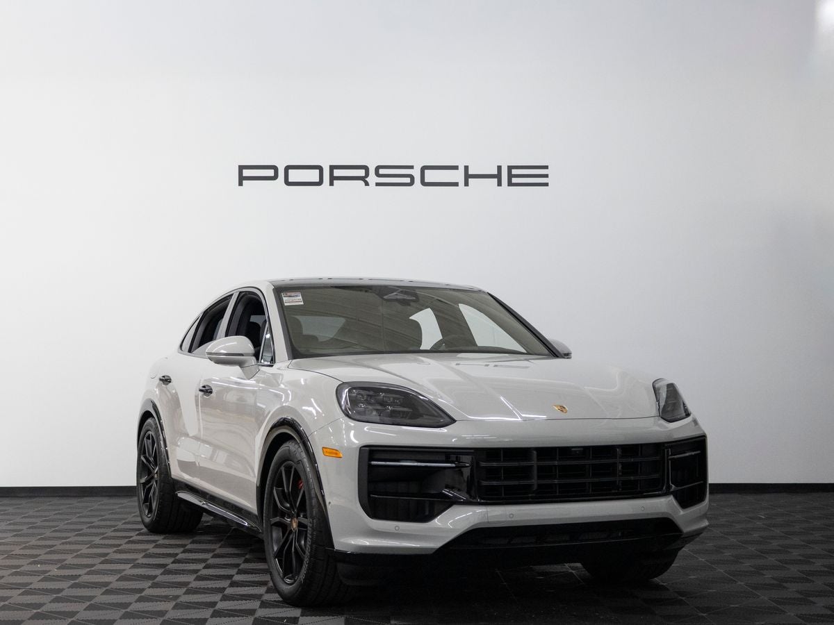 2026 Porsche Cayenne Cayenne GTS Coupe