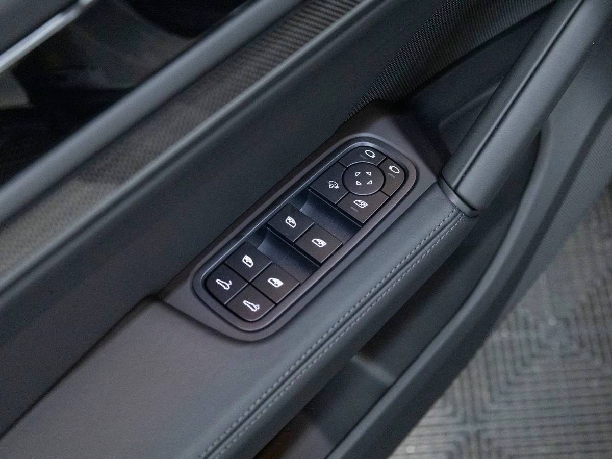 2026 Porsche Cayenne Cayenne GTS Coupe