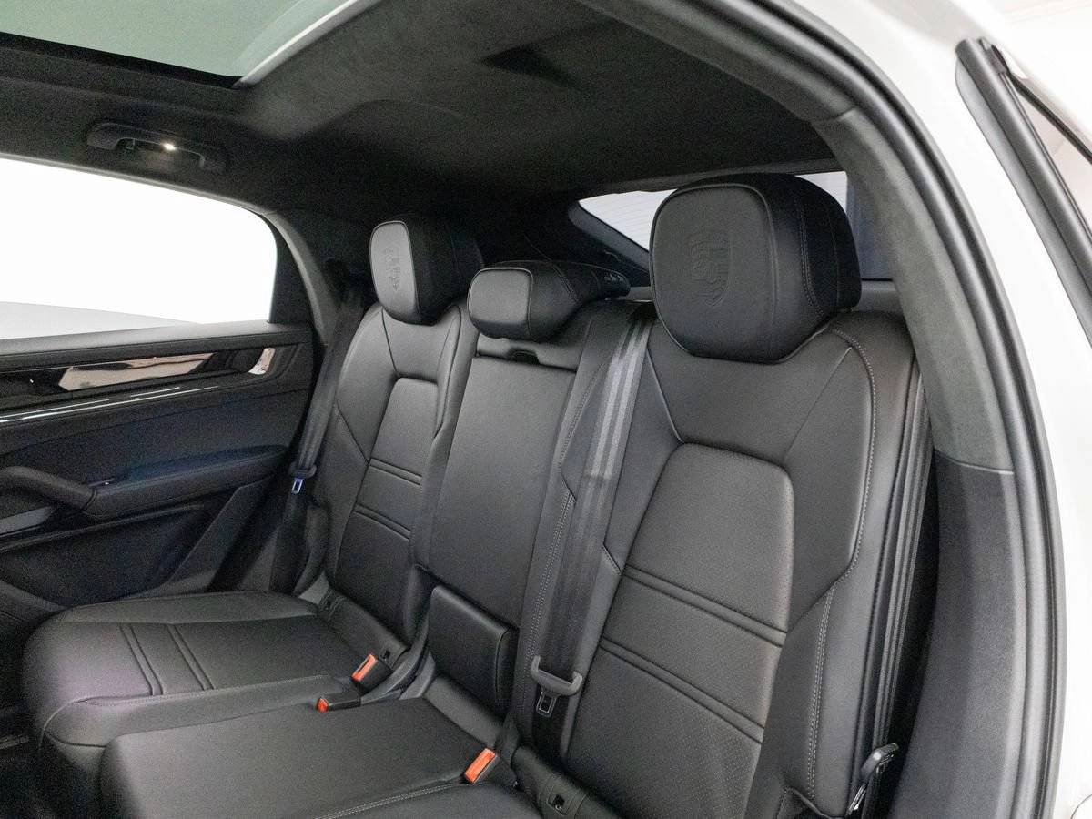 2026 Porsche Cayenne Cayenne GTS Coupe