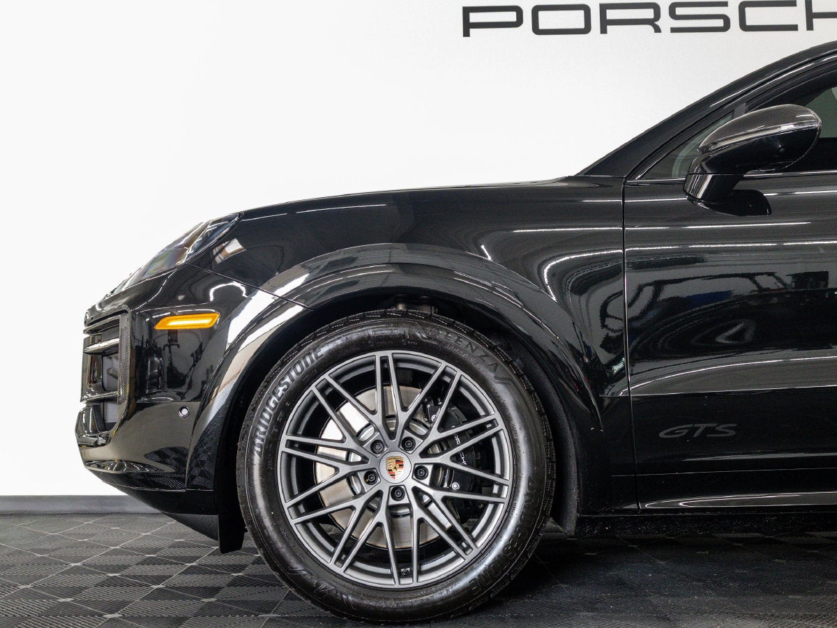 2026 Porsche Cayenne Cayenne GTS Coupe