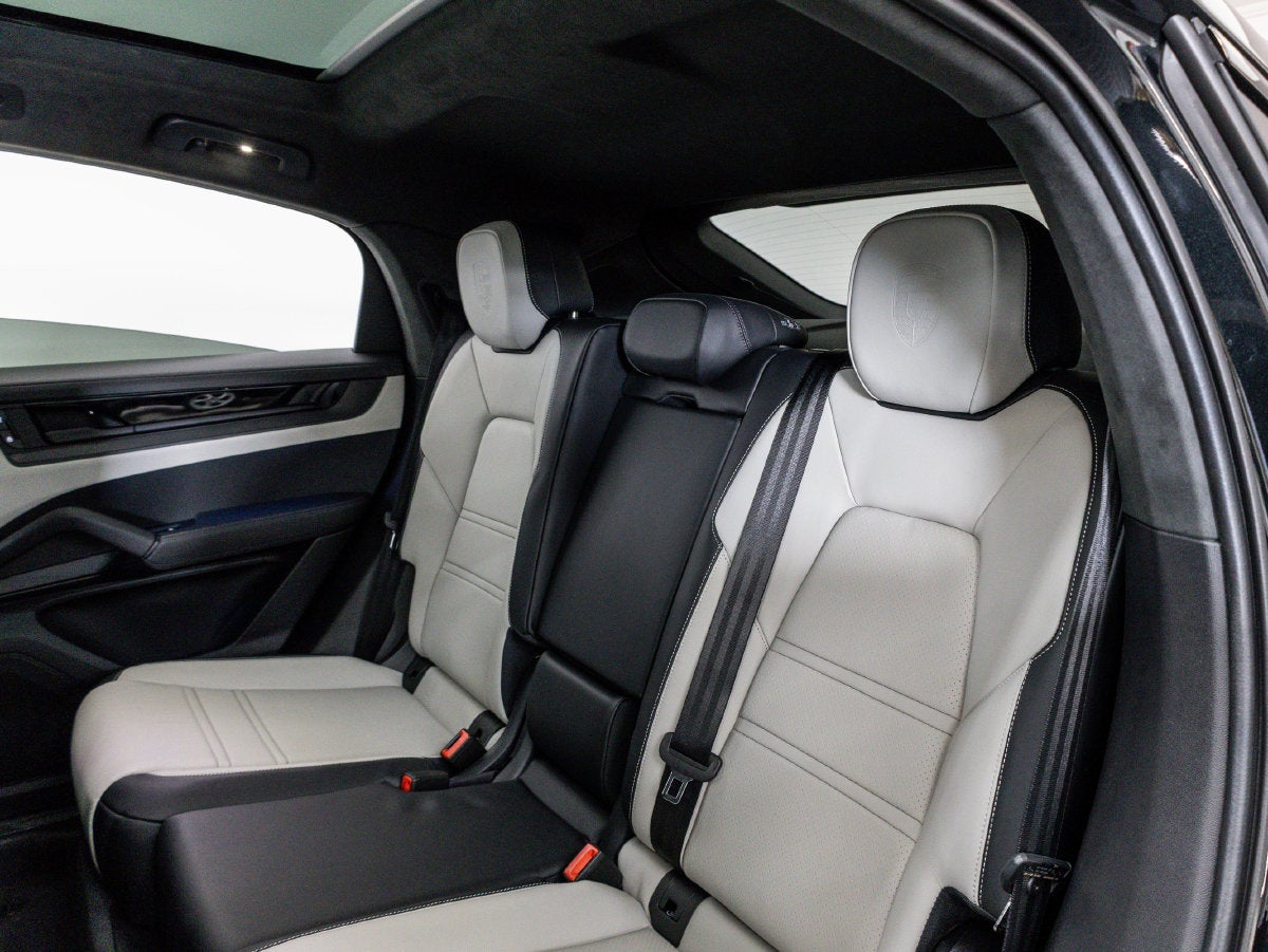 2026 Porsche Cayenne Cayenne GTS Coupe