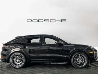 2026 Porsche Cayenne Cayenne GTS Coupe