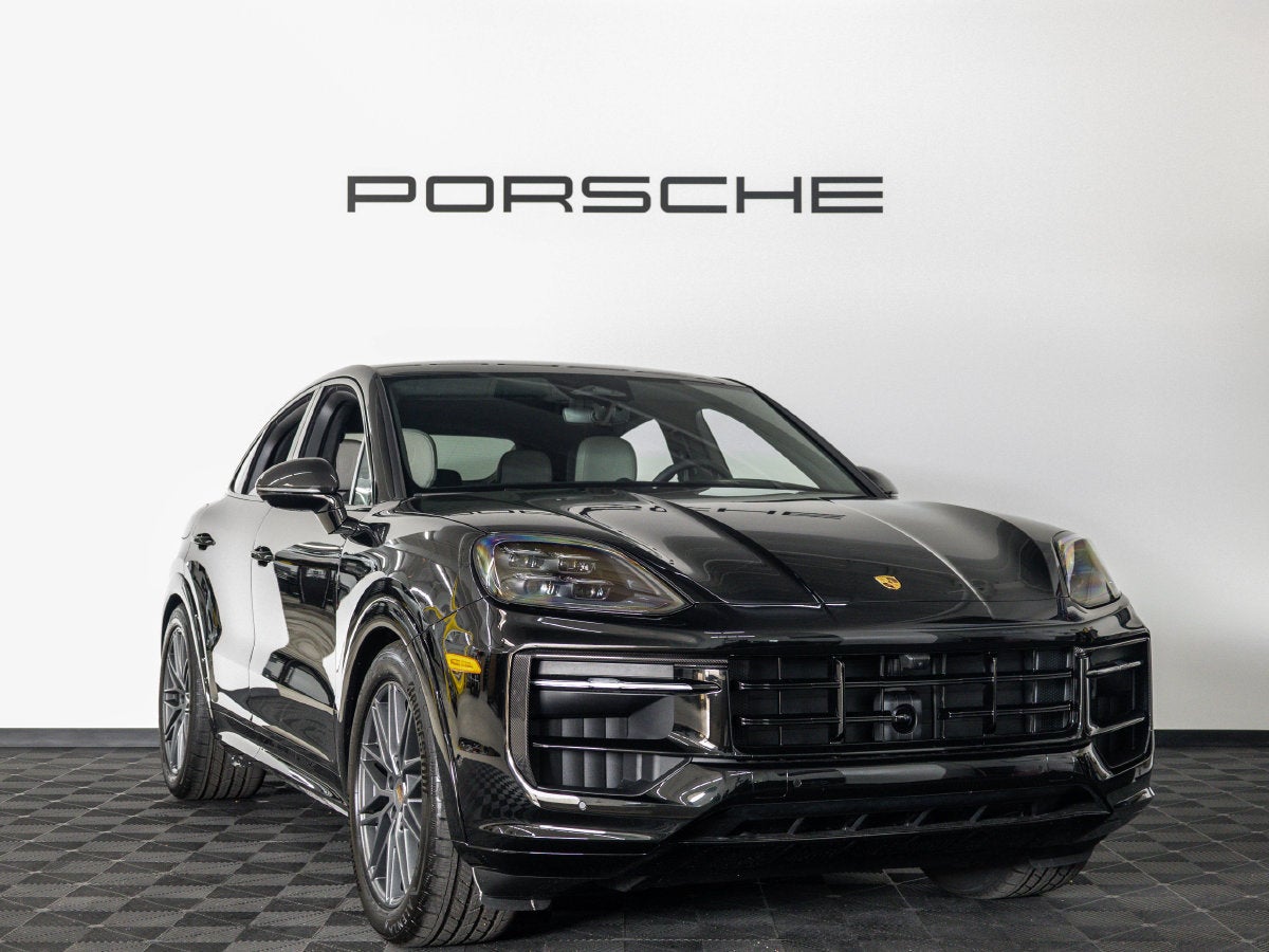2026 Porsche Cayenne Cayenne GTS Coupe