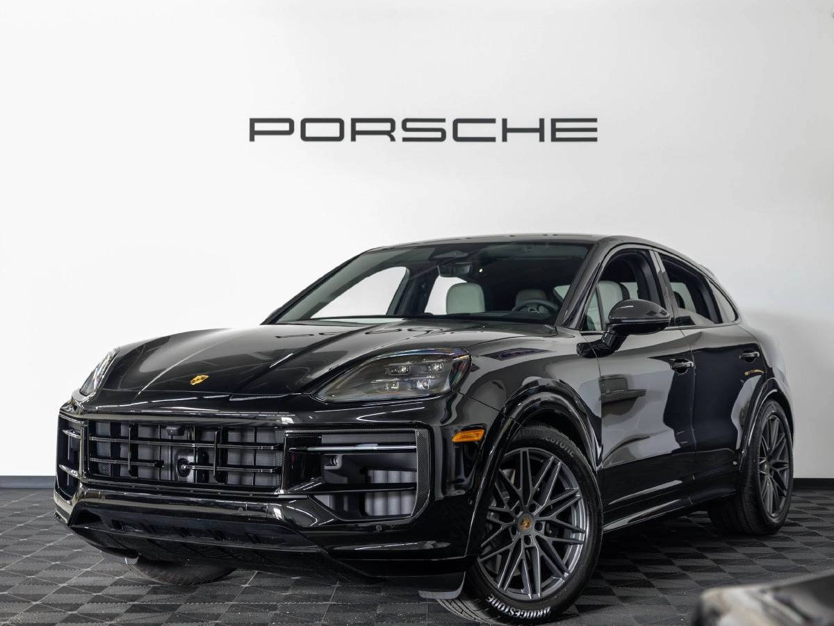 2026 Porsche Cayenne Cayenne GTS Coupe