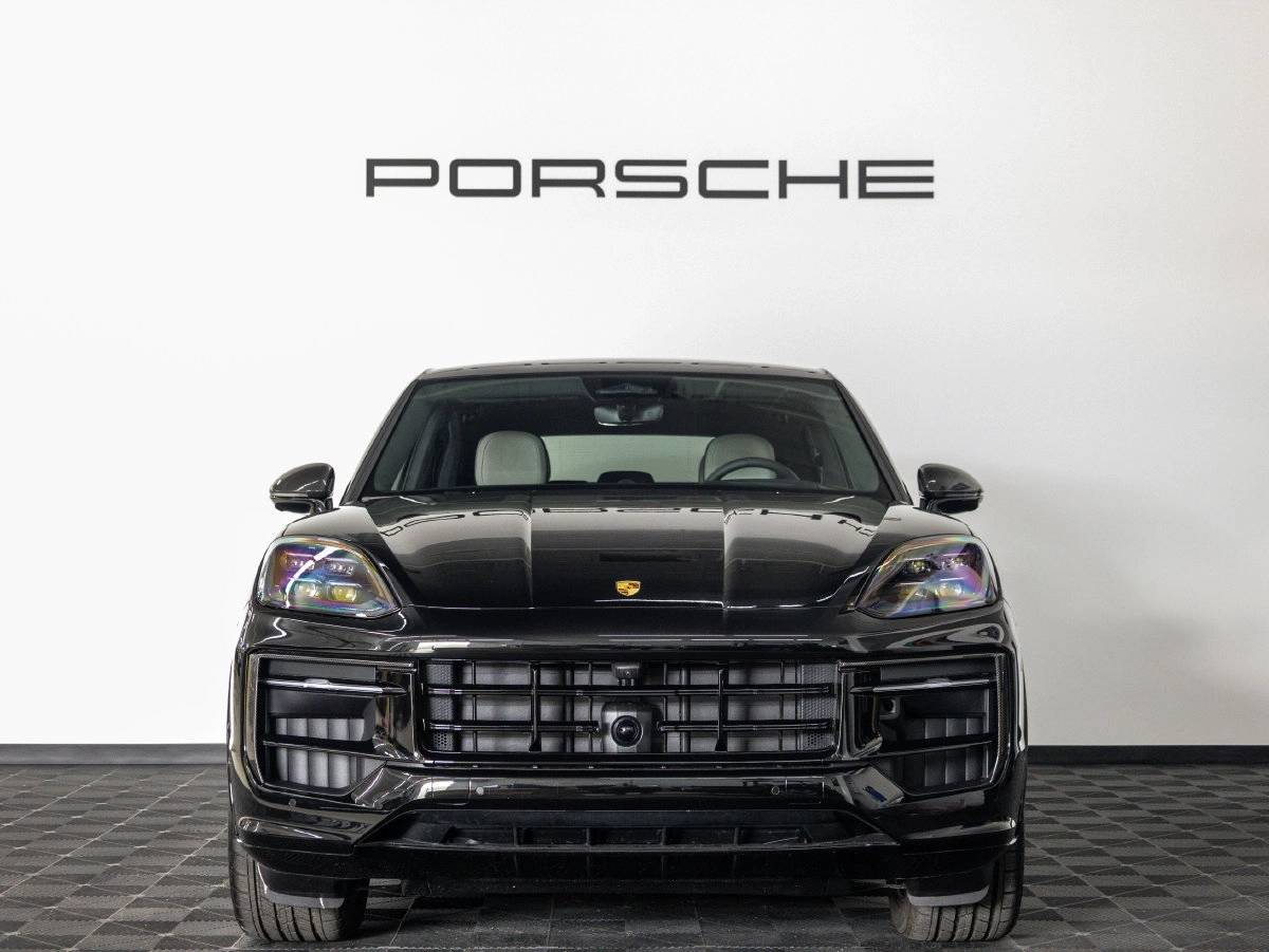 2026 Porsche Cayenne Cayenne GTS Coupe