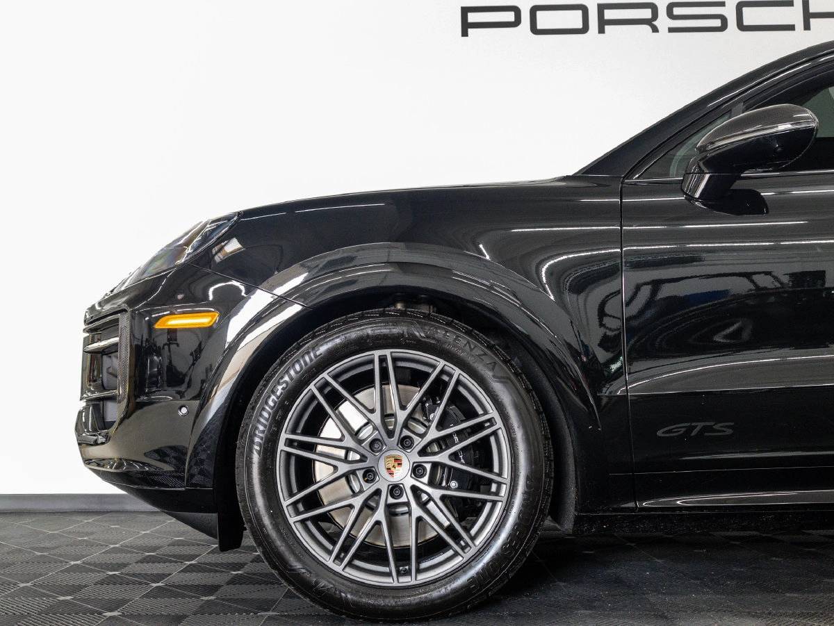 2026 Porsche Cayenne Cayenne GTS Coupe