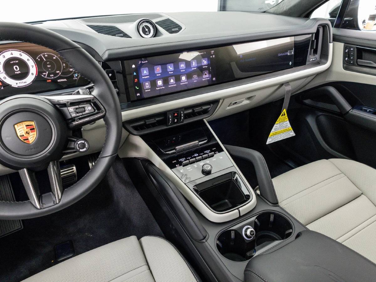 2026 Porsche Cayenne Cayenne GTS Coupe