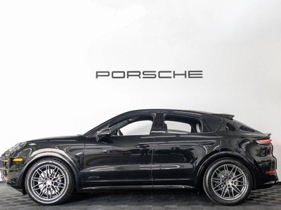 2026 Porsche Cayenne Cayenne GTS Coupe