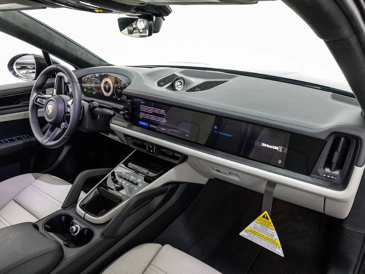 2026 Porsche Cayenne Cayenne GTS Coupe
