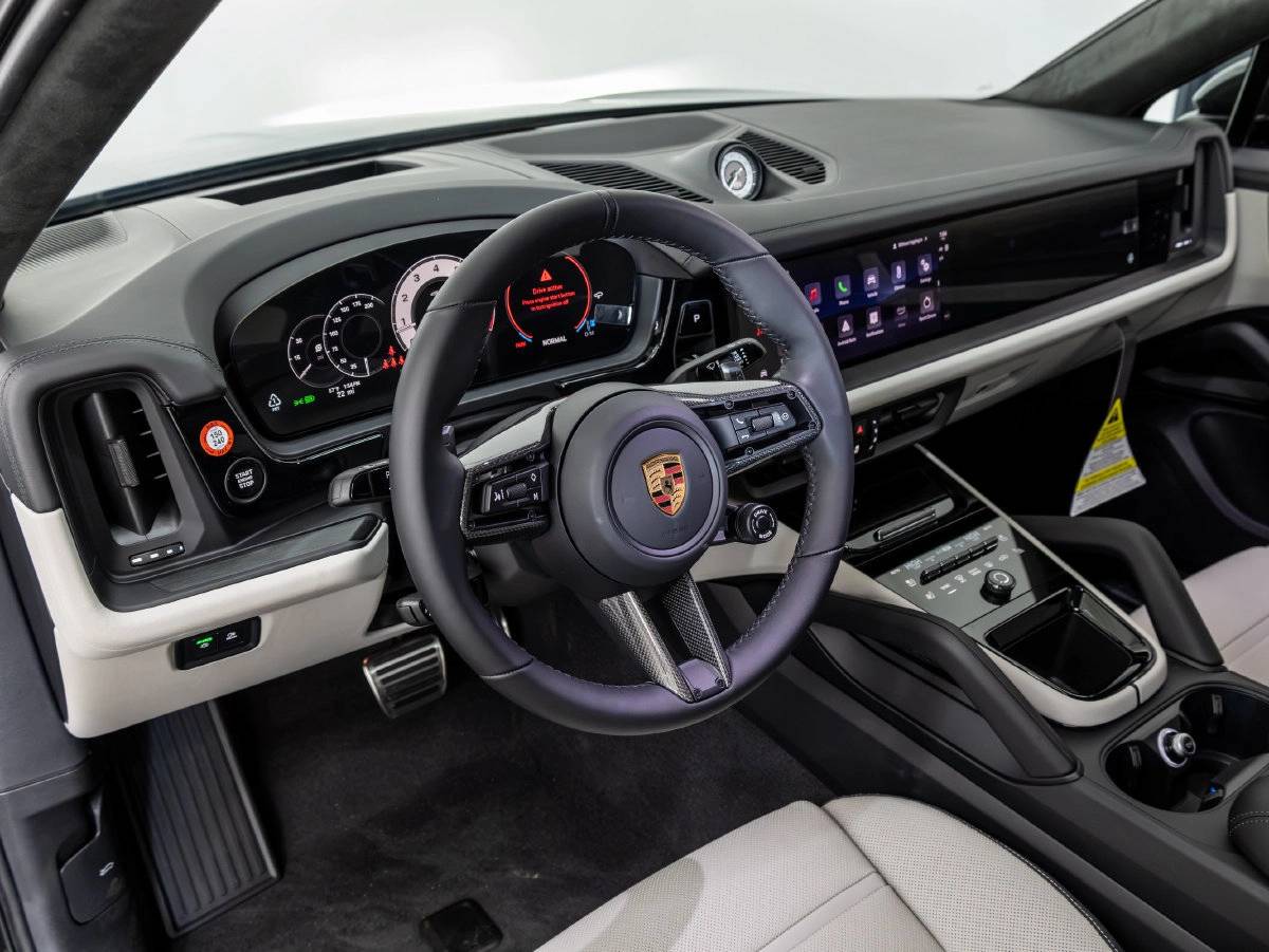 2026 Porsche Cayenne Cayenne GTS Coupe