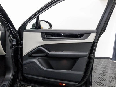 2026 Porsche Cayenne Cayenne GTS Coupe