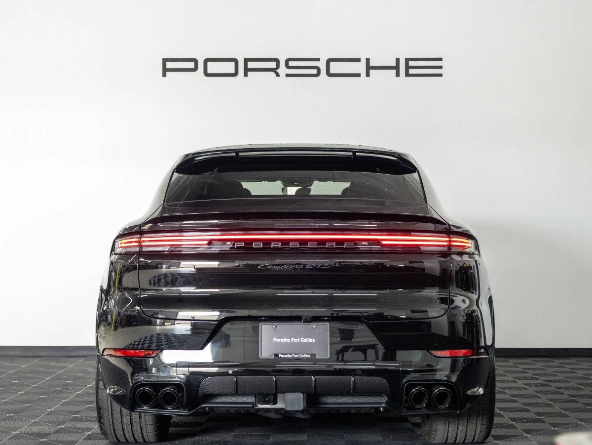 2026 Porsche Cayenne Cayenne GTS Coupe