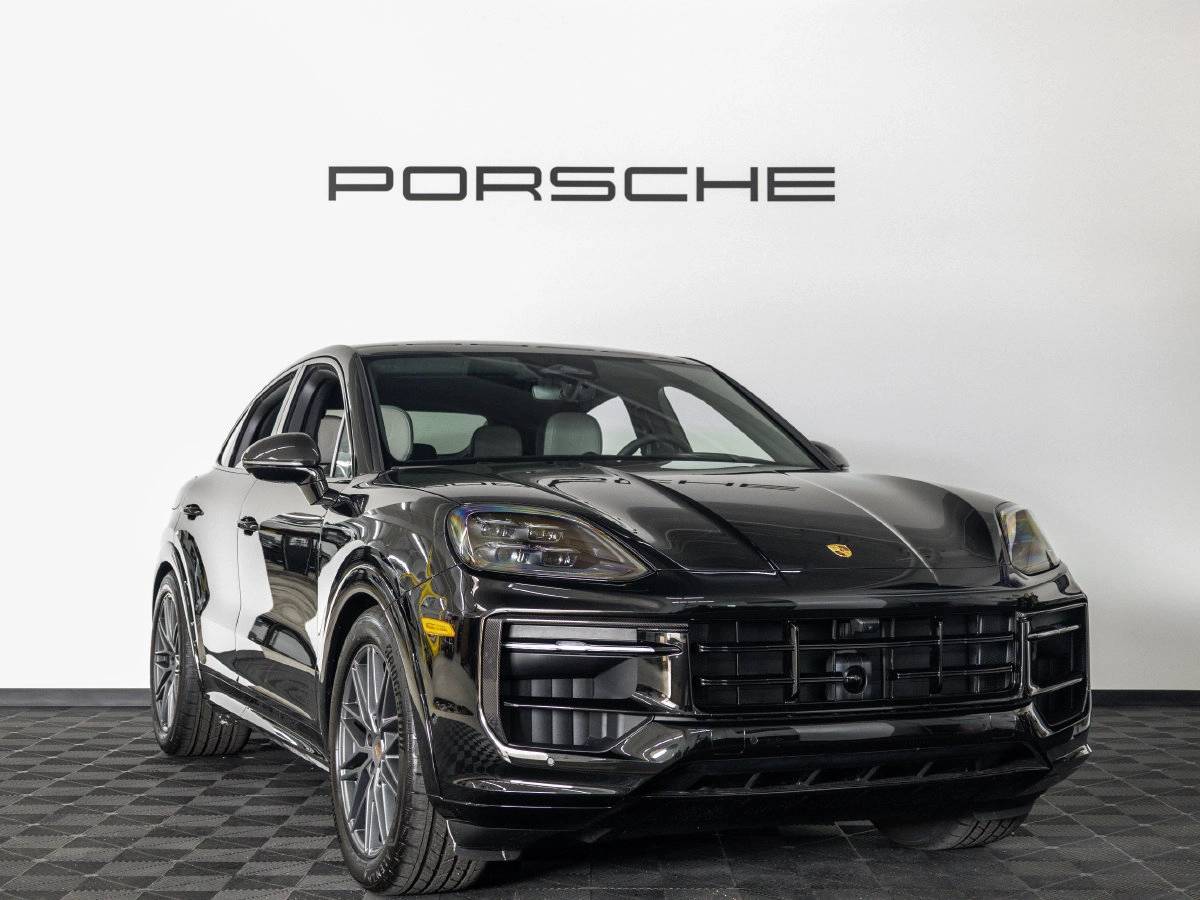 2026 Porsche Cayenne Cayenne GTS Coupe