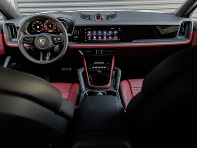 2026 Porsche Cayenne GTS