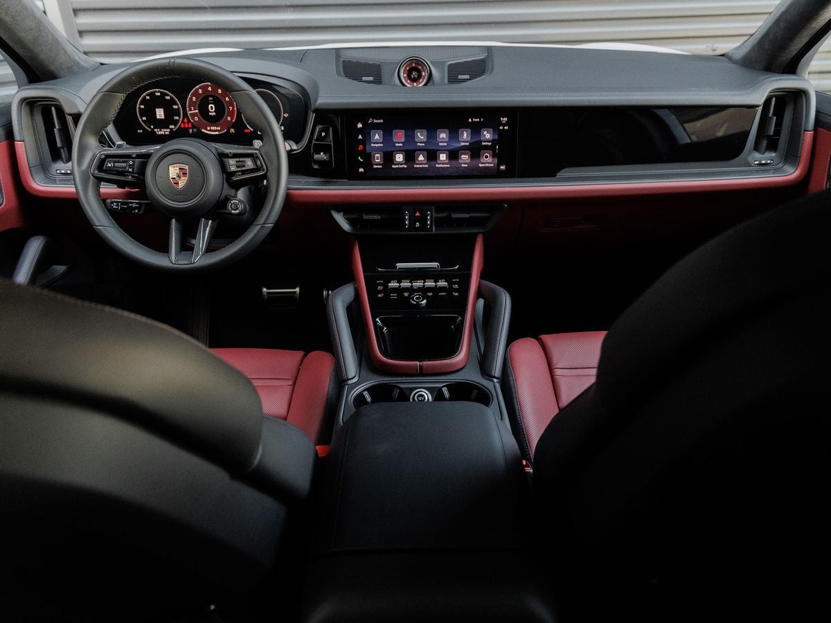 2026 Porsche Cayenne GTS