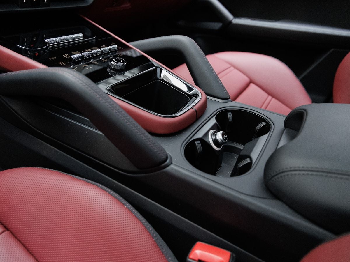 2026 Porsche Cayenne GTS