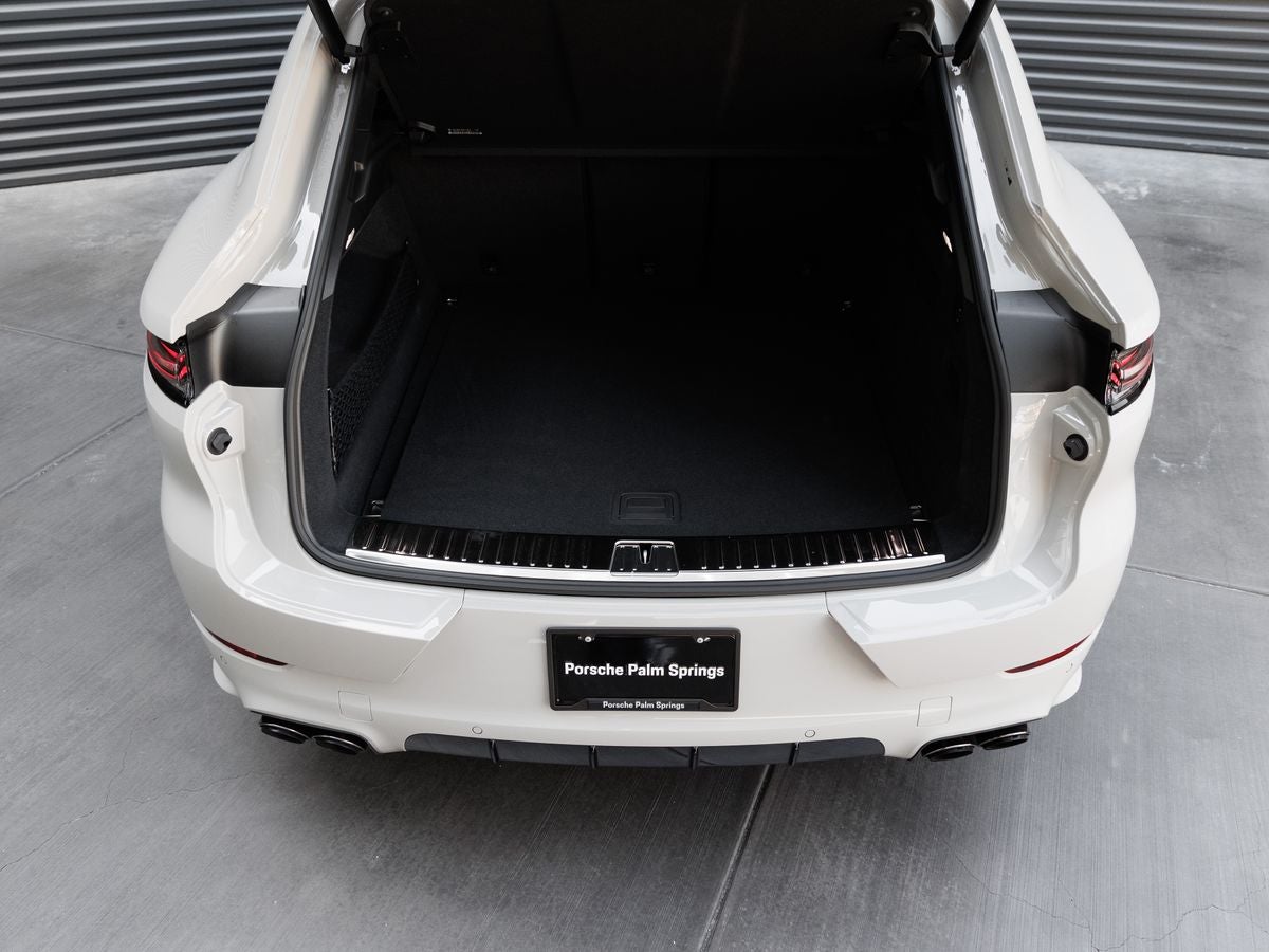 2026 Porsche Cayenne GTS