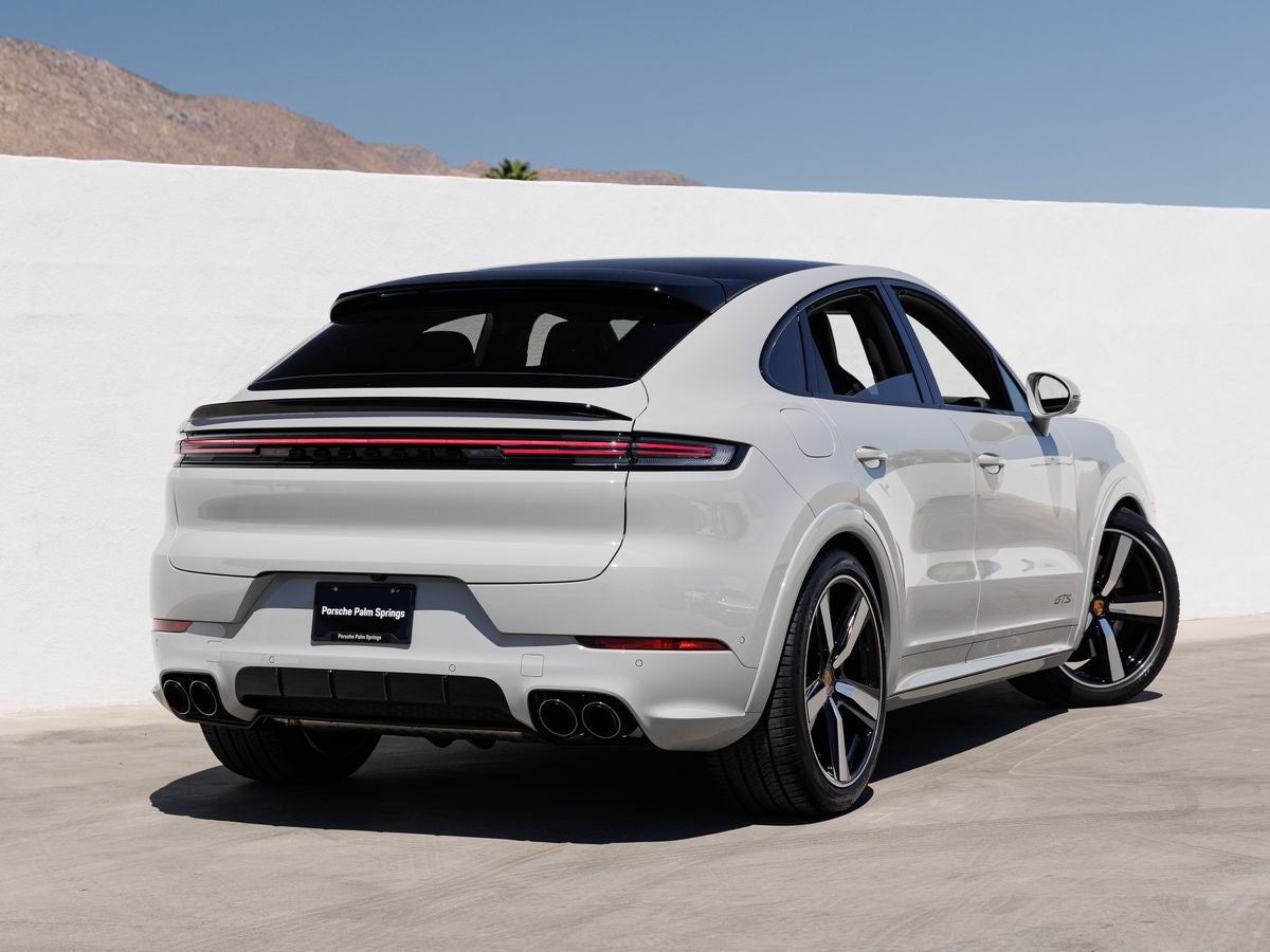 2026 Porsche Cayenne GTS